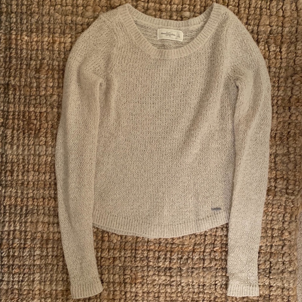 Abercrombie & Fitch Cream and Gold Sweater